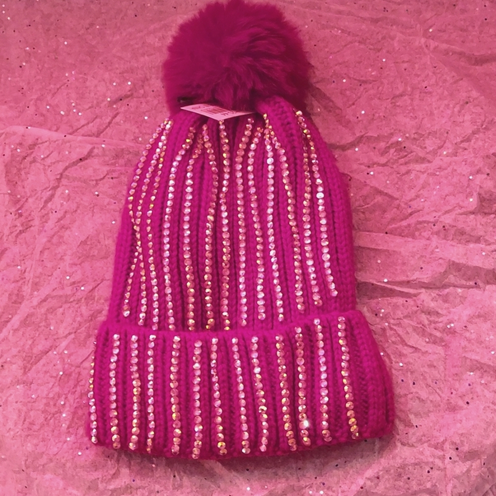 NWT BURGUNDY WINTER HAT